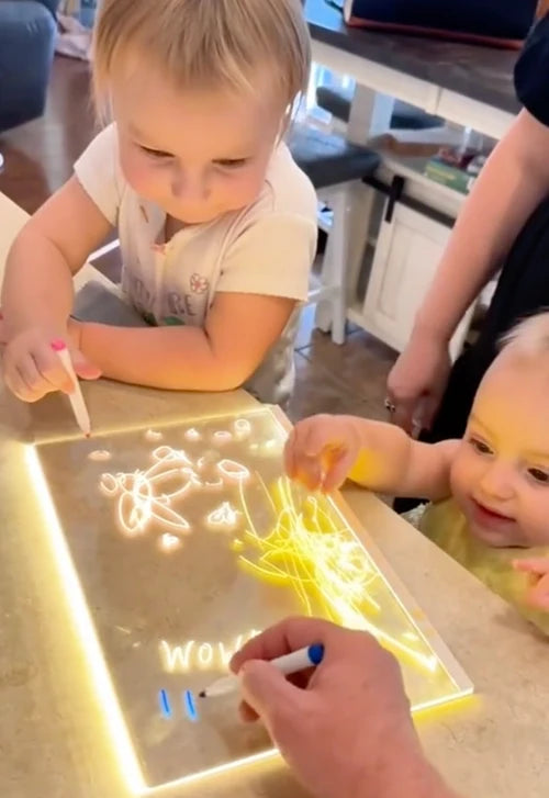 I Miei Piccoli Lo Adorano